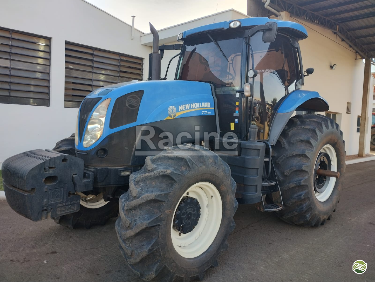 TRATOR NEW HOLLAND NEW T7 175  Tração 4x4 Racine Tratores - Case JAU SÃO PAULO SP
